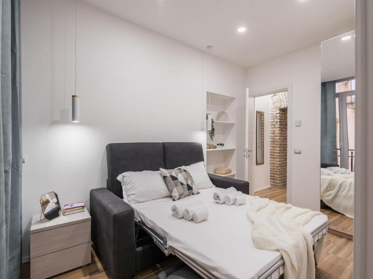 The Best Rent - Modern Three-Bedroom Apartment A Few Steps From The Colosseum 外观 照片