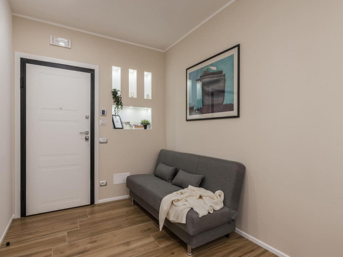 The Best Rent - Modern Three-Bedroom Apartment A Few Steps From The Colosseum 外观 照片