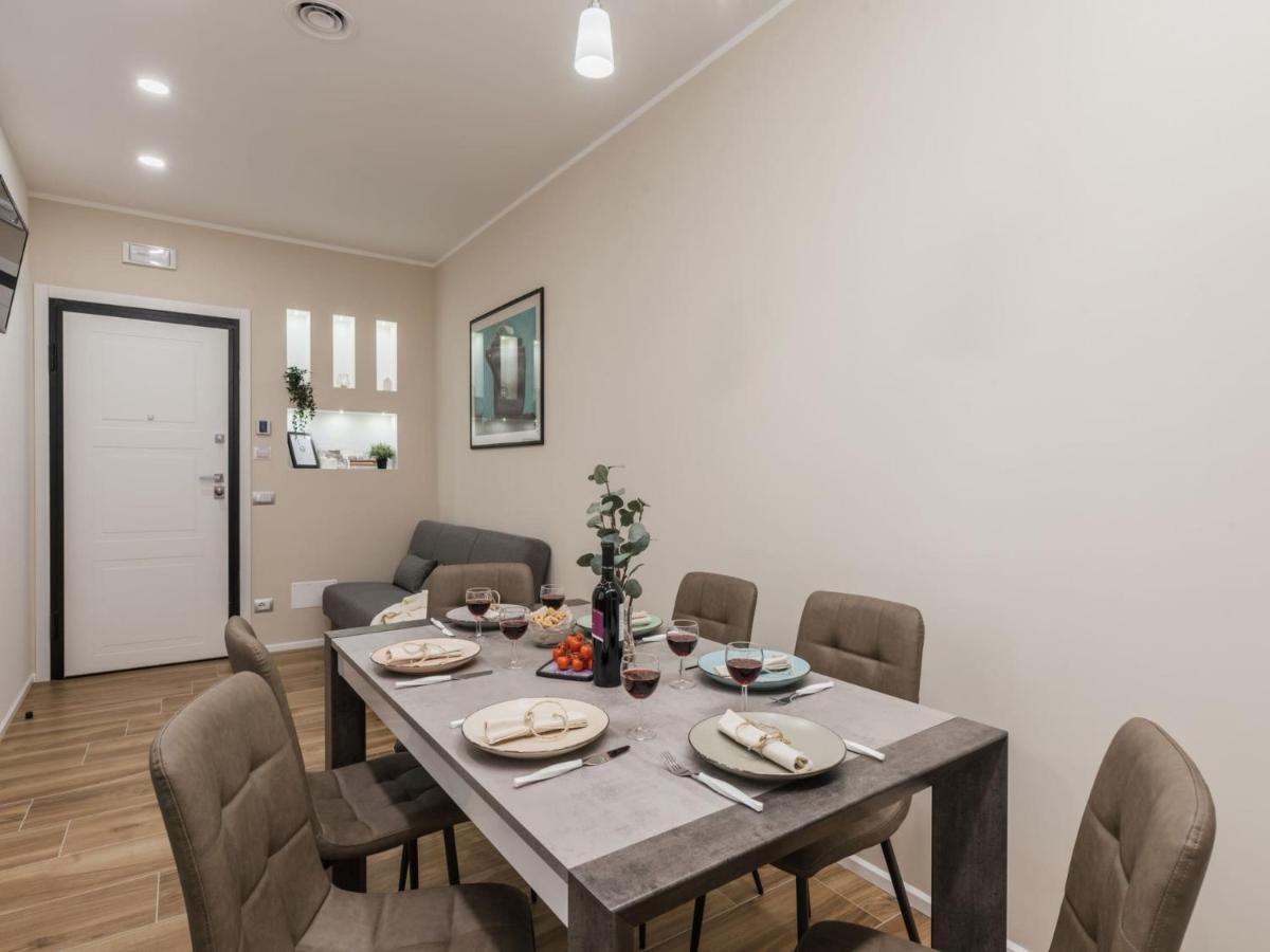 The Best Rent - Modern Three-Bedroom Apartment A Few Steps From The Colosseum 外观 照片