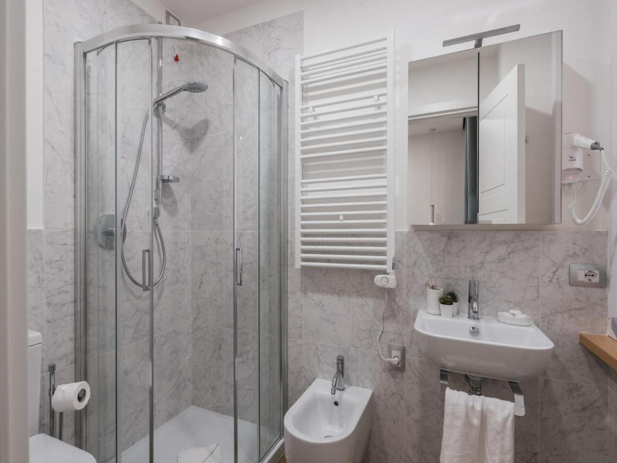 The Best Rent - Modern Three-Bedroom Apartment A Few Steps From The Colosseum 外观 照片